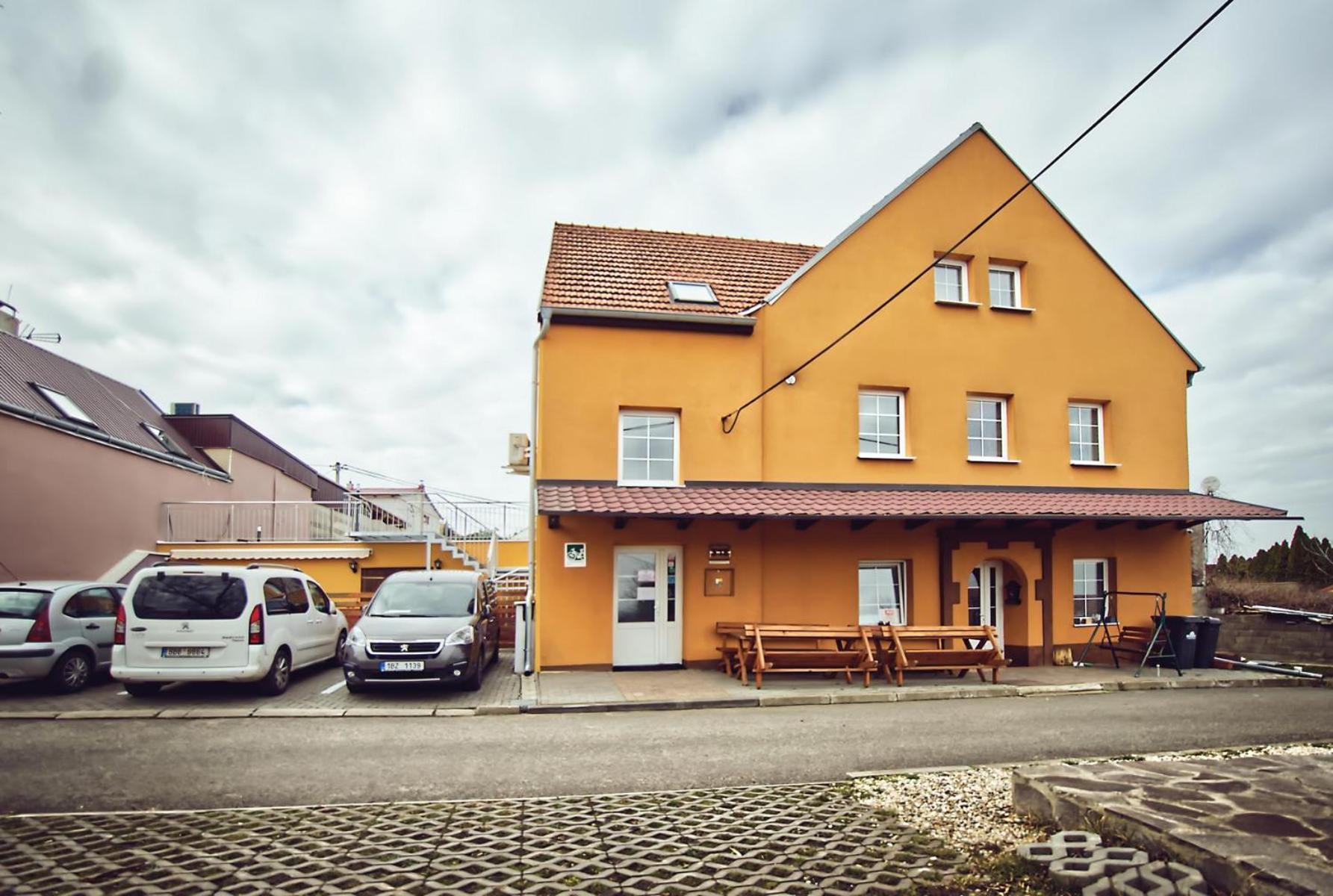 Penzion víno sklep U Palečků Zajeci Exterior foto